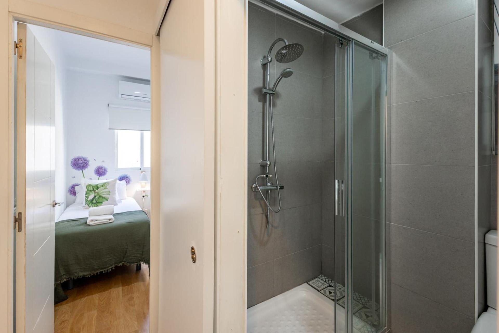 Isg Relator Apartment Seville